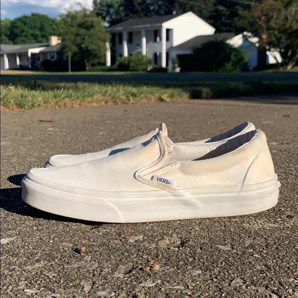 White vans !